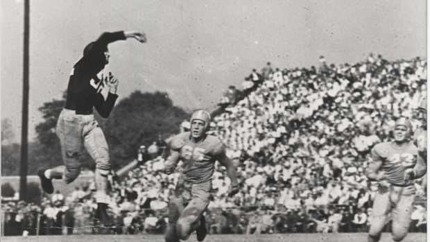 Alabama legend Harry Gilmer